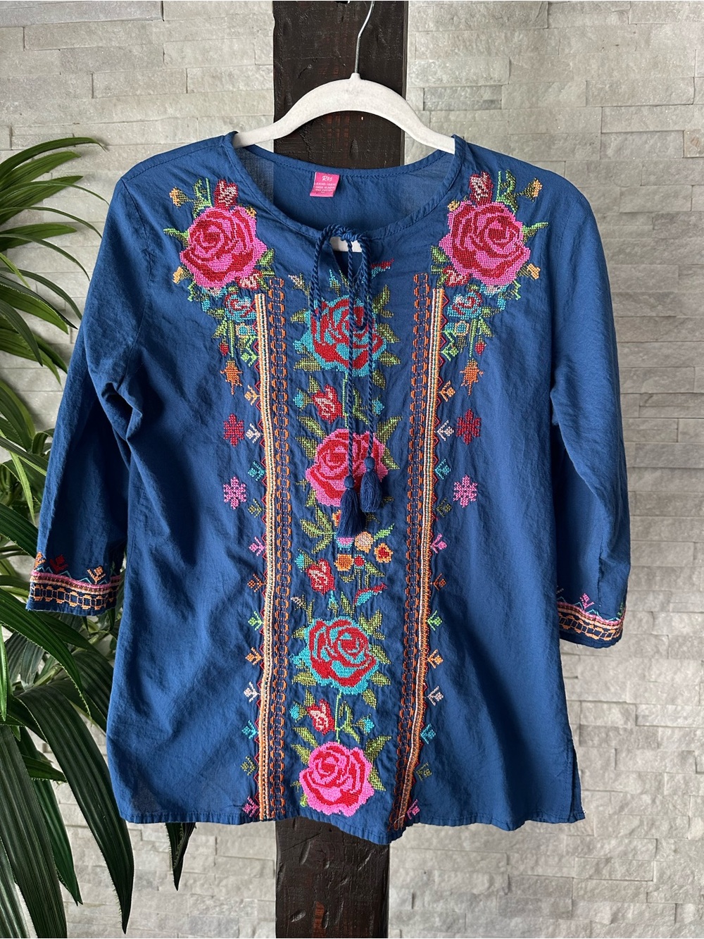 Raj Boho Blue Embroidered Peasant Cotton Top Multicolor Floral Detail Size M